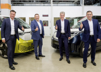 Via libera alla joint venture per la produzione di materiali per batterie nell’UE