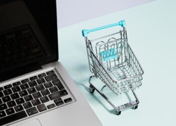 Lufthansa vende AirPlus a SEB Kort Bank per 450 milioni di euro