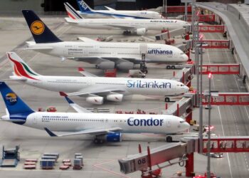 Idrogeno liquido per aeroporti più green