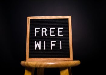 L’importanza strategica del WiFi gratuito per i vettori aerei