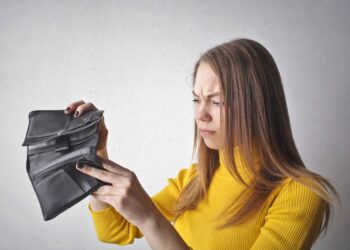 Smarrimento carta d’identità all’estero: come fare?