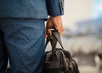 Come bilanciare sicurezza e produttività dei dipendenti in viaggio?