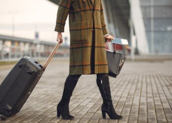 AirTag in aereo: le compagnie aeree che consentono la localizzazione dei bagagli