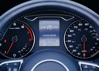 Prezzo carburante: cresce il costo per le aziende