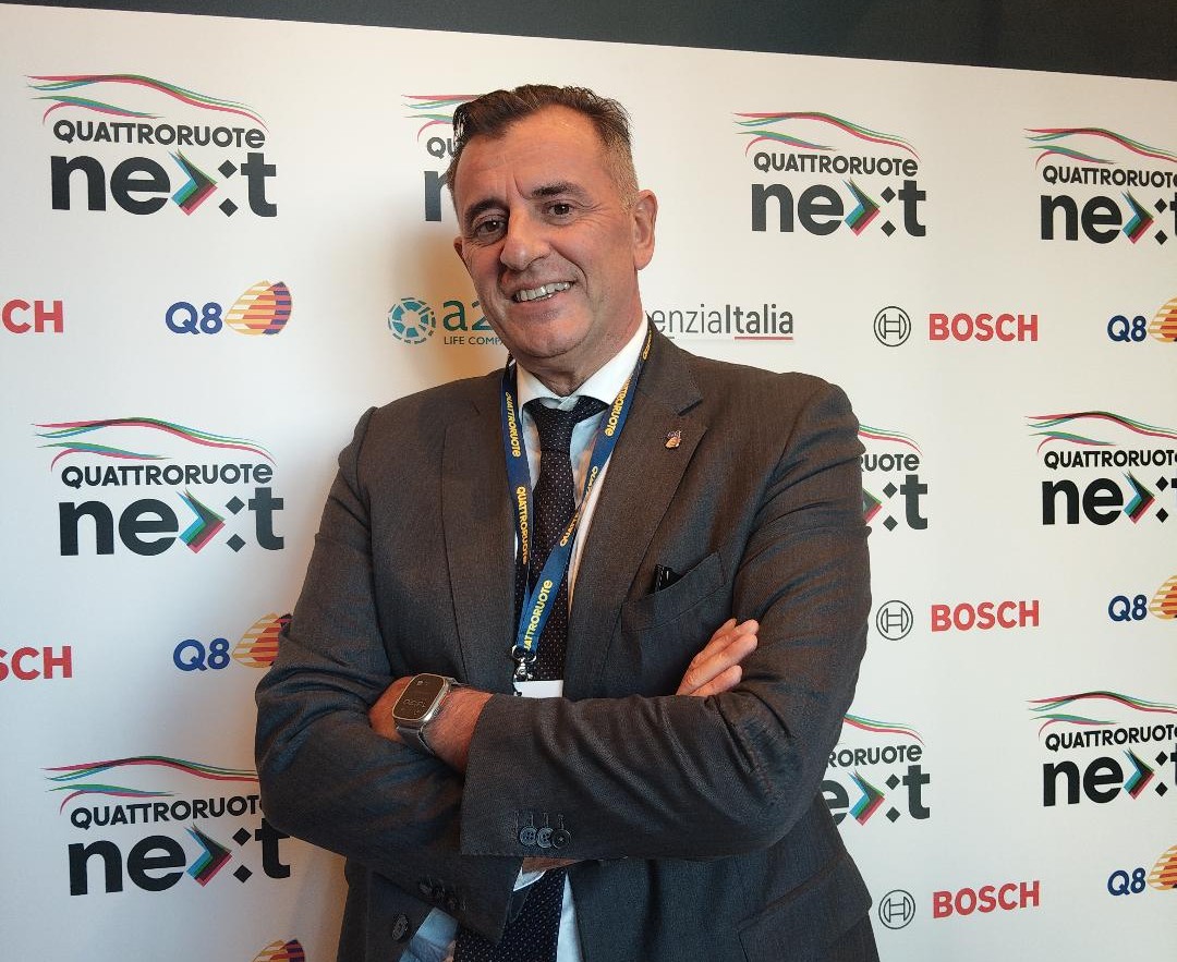 Vincenzo Maniaci, Q8, parla di carte carburante aziendali