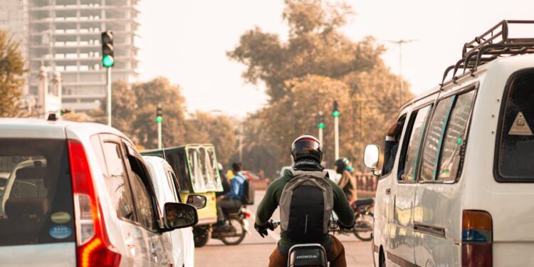 Tra sostenibilità e sicurezza: ripensare davvero la mobilità casa–lavoro e la progettazione del PSCL