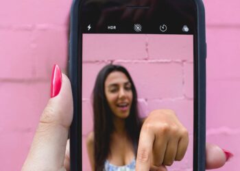 Guida per Travel manager sulla diffusione del comportamento “multi-sorgente” nella pianificazione dei viaggi