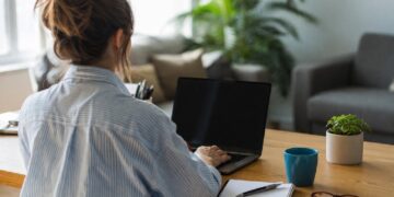 Guida per realizzare la informativa sui rischi generali e specifici per il lavoratore che svolge la prestazione in lavoro agile (smart working)