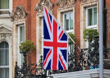 Aumento costo ETA per Regno Unito