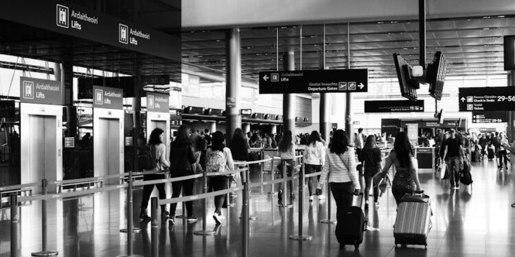 Frontiere europee: da oggi il sistema EES è pienamente operativo