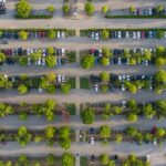 parcheggio aziendale all'ombra