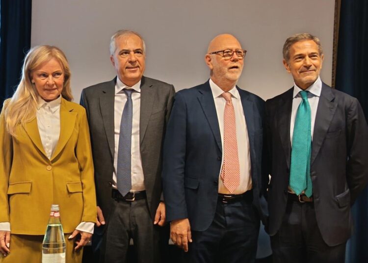 Uvet cresce nel 2026