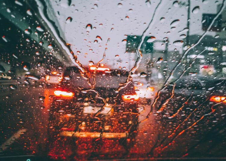 guidare durante allerta meteo