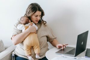 Neo-mamme e lavoro