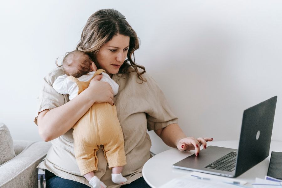 Neo-mamme e lavoro