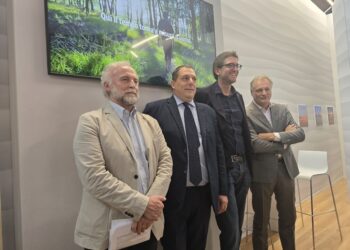 Dal viaggio di passione al bleisure: cosa dicono le novità Gattinoni anche al mondo corporate